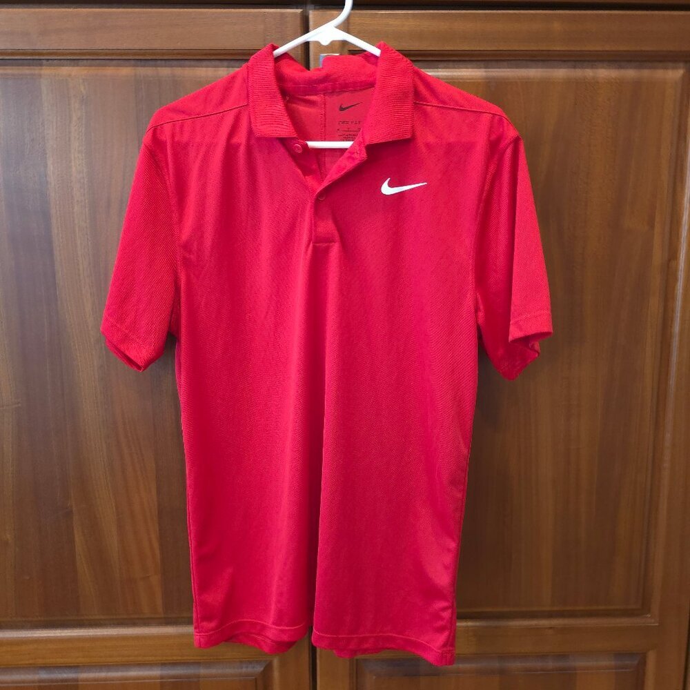 NIKE mens Gol shirt small